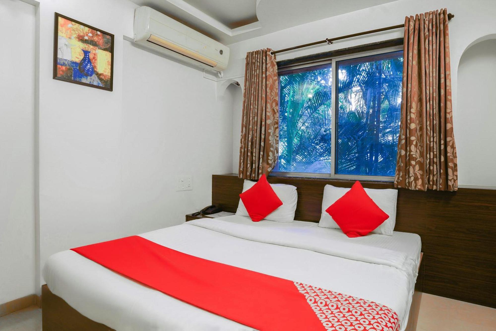Hotel O The Royal Samrat ปูเน่ ภายนอก รูปภาพ